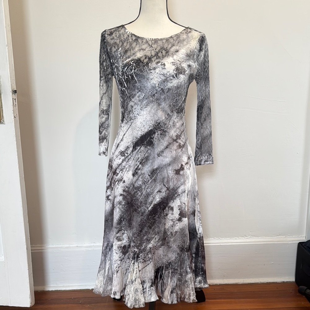 Komarov Elegant Black and White Women's Dress